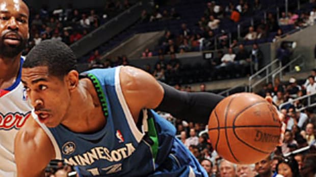 kevin-ollie.jpg